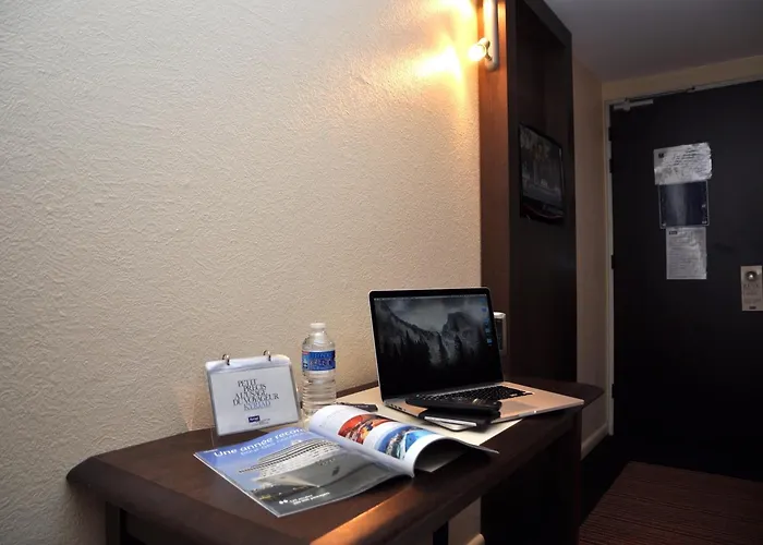 Отель Design Le Havre Nord Монтивилье