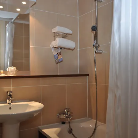 Hotell Design Le Havre Nord 2*